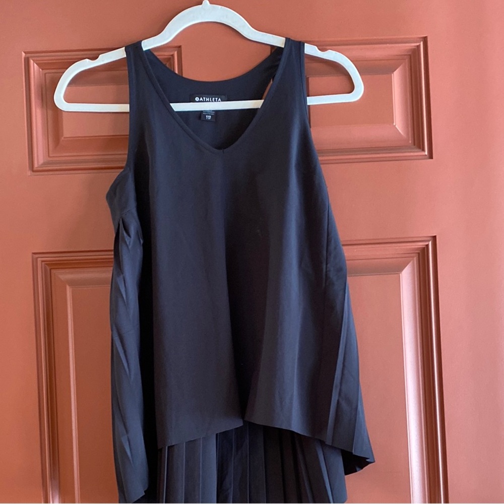 Athleta Swing Forward Tank Top